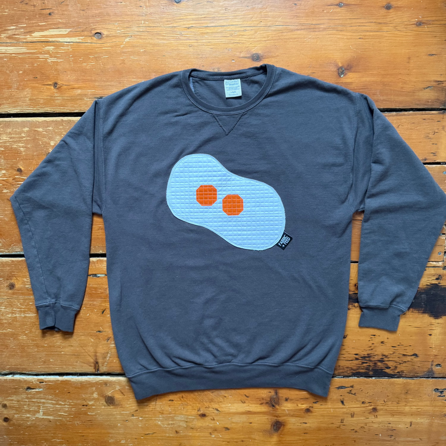 Quilted Egg Sweatshirt – No. 07 (Large)